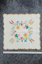 Partij Brocante Grootmoeders oma tafelkleedjes onderzetters, Ophalen, Zo goed als nieuw, Rechthoek, Binnen