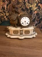 Antieke Franse pendule met beeld, Ophalen of Verzenden