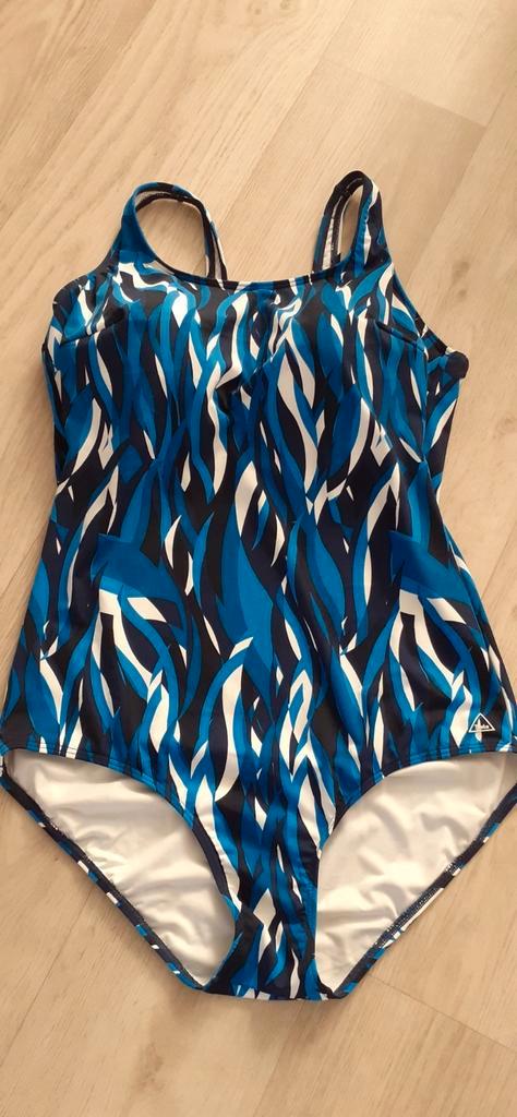 Nieuw badpak maat 48-50 van Tweka Cup D-E, Kleding | Dames, Badmode en Zwemkleding, Nieuw, Badpak, Blauw, Ophalen of Verzenden