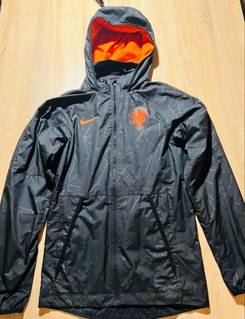 Nike Nederland Jack XS beschikbaar voor biedingen