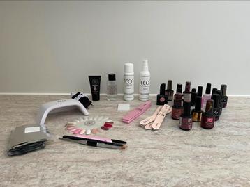 Gellak set met UV Lamp + 15 kleuren (Pink Gellac & CCO) beschikbaar voor biedingen
