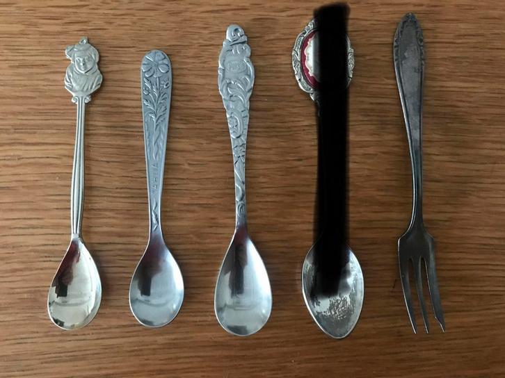 Leuke oude lepeltjes en verzilverd vorkje, Antiek en Kunst, Antiek | Bestek, Ophalen of Verzenden