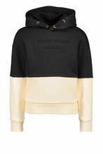 Nieuwe hoodie maat 128 Madison (nu voor €15,00), Meisje, Trui of Vest, Ophalen of Verzenden, Nieuw