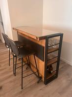 Massief houten barkast in perfecte staat, Huis en Inrichting, Barren, Ophalen, Zo goed als nieuw, Inclusief barstoelen