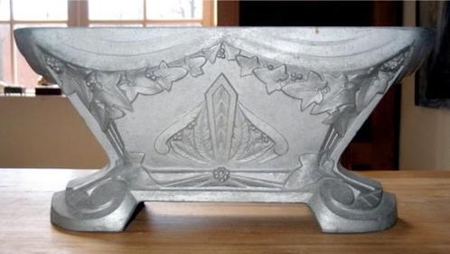Prachtige gietijzeren vazen. Frankrijk.art deco tijd 1920., Antiek en Kunst, Antiek | Vazen, Ophalen of Verzenden
