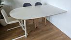 Ikea ovaal afgezaagd tafelblad wit met 2 verbare poten, Ophalen, Zo goed als nieuw, Rechthoekig, 50 tot 100 cm
