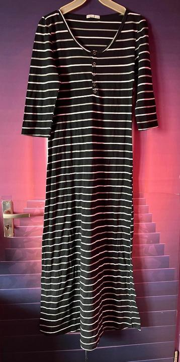 Nieuwe lange streepjes jurk met3/4 mouwen 40/42 nu 24,99€ beschikbaar voor biedingen