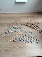 Verschillende kledinghangers, Ophalen of Verzenden, Zo goed als nieuw, Kunststof