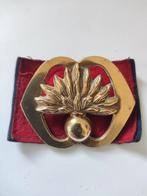 Baretembleem Garde Grenadiers 6 Ponsgaten, Ophalen of Verzenden