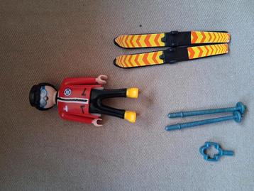 Playmobiel skier  beschikbaar voor biedingen