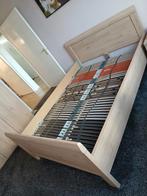 2 persoons bed, Huis en Inrichting, Slaapkamer | Bedden, Ophalen, Tweepersoons, 140 cm, Zo goed als nieuw
