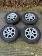 16 inch Lichtmetalen Velgen met Winterbanden (Toyota RAV4), Ophalen, Gebruikt, 16 inch, Banden en Velgen