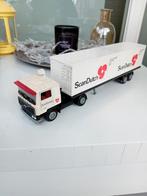 Volvo F12 met containertrailer ScanDutch., Hobby en Vrije tijd, Modelauto's | 1:50, Ophalen of Verzenden, Zo goed als nieuw, Bus of Vrachtwagen