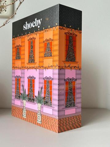 Kerstballen box shoeby beschikbaar voor biedingen