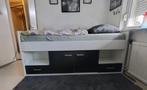 Halfhoogslaper met twee kastjes en twee lades van beterbed., Ophalen, Gebruikt, Eenpersoons, Wit