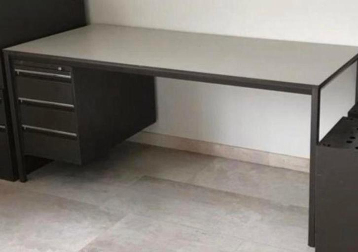 Vintage Ahrend ODA bureau trespa blad werktafel kantinetafel, Huis en Inrichting, Bureaus, Zo goed als nieuw, Bureau, Ophalen