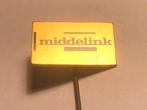 Metalen MIDDELINK Speld (Zwart/Goudkleur)., Verzenden, Zo goed als nieuw, Merk, Speldje of Pin