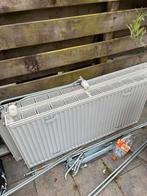 2 zo goed als nieuwe radiatoren, 30 tot 80 cm, Radiator, Ophalen of Verzenden, Zo goed als nieuw