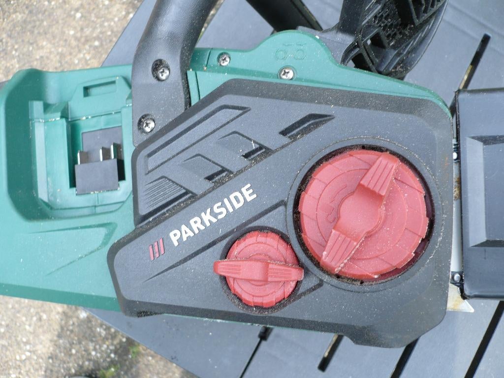 GEZOCHT Defecte Parkside 40V Kettingzaag, Tuin en Terras, Hand-tuingereedschap, Ophalen of Verzenden, Gebruikt, Overige soorten