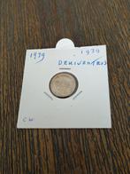 Zilveren dubbeltje uit 1939 in houdertje, Postzegels en Munten, Munten | Nederland, Zilver, Koningin Wilhelmina, 10 cent, Ophalen of Verzenden