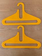 Karhumuovi kleerhangers, Kleding | Dames, Kledinghangers, Ophalen of Verzenden, Zo goed als nieuw, Kunststof, Volwassenen