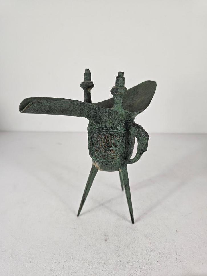 Jue-ritueel wijnbeker, brons, China, 1e helft 20e eeuw, Antiek en Kunst, Antiek | Koper en Brons, Brons, Ophalen of Verzenden