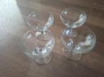 4 advocaat glaasjes, Verzamelen, Glas en Borrelglaasjes, Ophalen of Verzenden, Zo goed als nieuw, Borrel- of Shotglas
