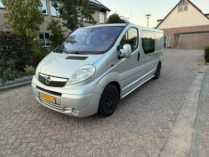 Opel Vivaro 2.5 Cdti gereviseerde. Nieuwe apk!!, Auto's, Bestelauto's, Particulier, Diesel, Handgeschakeld, Origineel Nederlands
