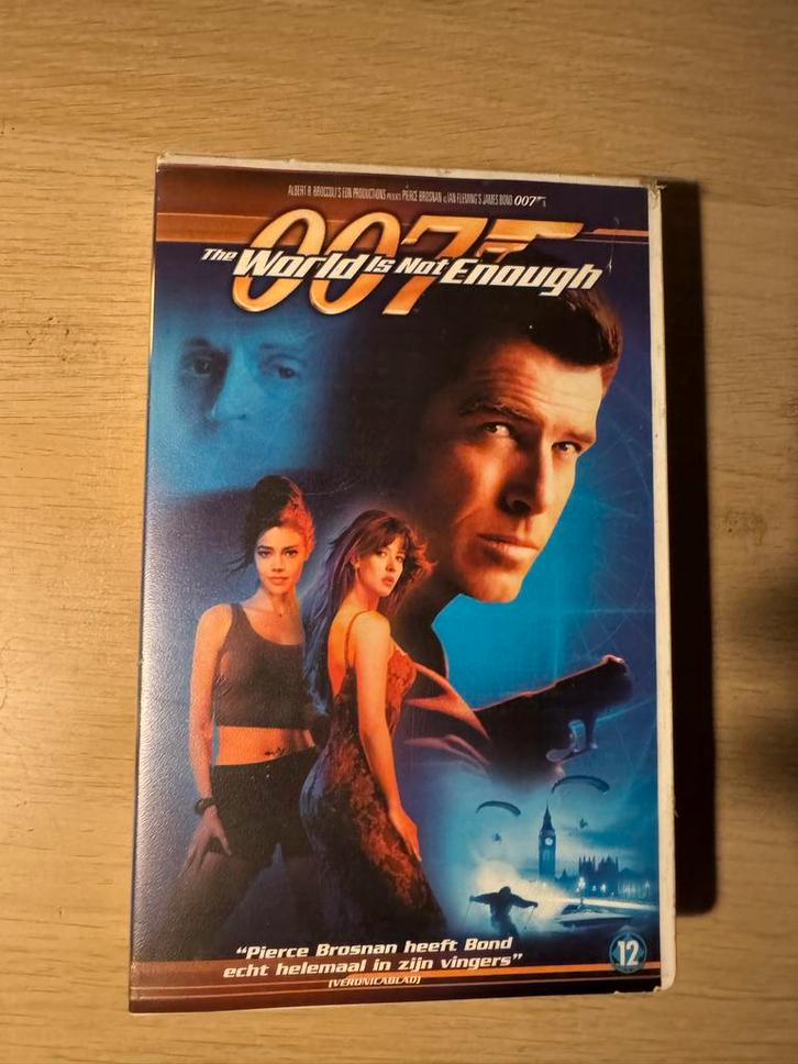The World Is Not Enough - James Bond VHS ex rental, Cd's en Dvd's, VHS | Film, Gebruikt, Actie en Avontuur, Vanaf 12 jaar, Verzenden