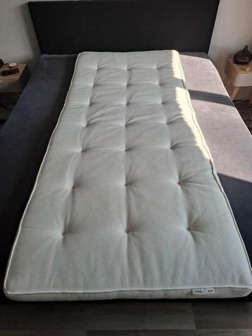 IKEA TUSTNA topmatras – 90x200 cm – Zo goed als nieuw beschikbaar voor biedingen