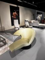 Parabolica 320 Leolux, Ophalen of Verzenden, Zo goed als nieuw, Minder dan 10 m², Laminaat