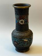 Japanse cloisonné vaas., Antiek en Kunst, Antiek | Koper en Brons, Ophalen of Verzenden