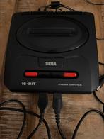 Retro SEGA Mega Drive II - 16 Bit Console, Spelcomputers en Games, Spelcomputers | Sega, Ophalen of Verzenden, Gebruikt, Met 2 controllers
