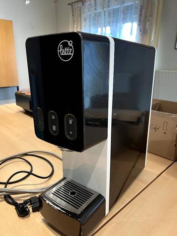 Latiz melk machine  beschikbaar voor biedingen