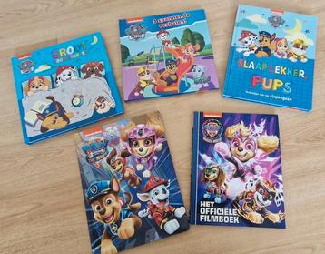 Paw Patrol boeken incl beide film boeken beschikbaar voor biedingen