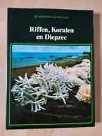RIFFEN KORALEN EN DIEPZEE Serie De wonderlijke natuur, Boeken, Ophalen of Verzenden, Gelezen, Natuur algemeen