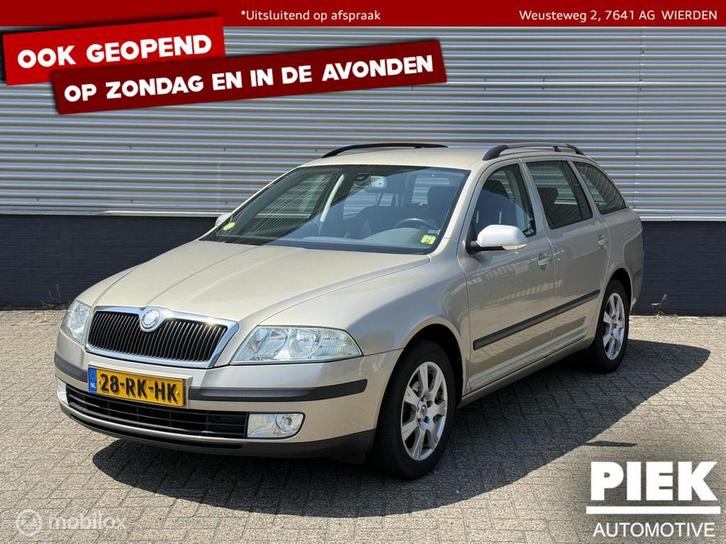 Skoda Octavia Combi 2.0 FSI Ambiente TREKHAAK, Auto's, Skoda, Bedrijf, Te koop, Octavia, ABS, Airbags, Airconditioning, Alarm