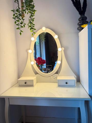 Kap tafel / make up tafel/ toilet tafel IKEA beschikbaar voor biedingen