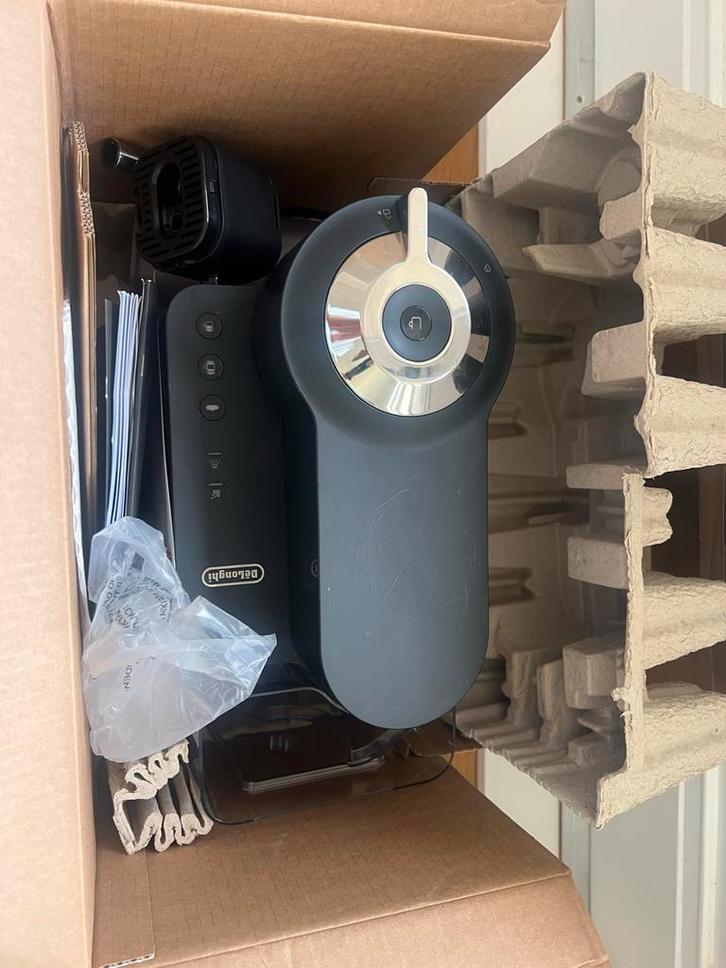 DE LONGHI Vertuo Lattisima ENV300.B Zwart - Nieuw, Witgoed en Apparatuur, Koffiezetapparaten, Nieuw, Koffiepads en cups, Koffiemachine
