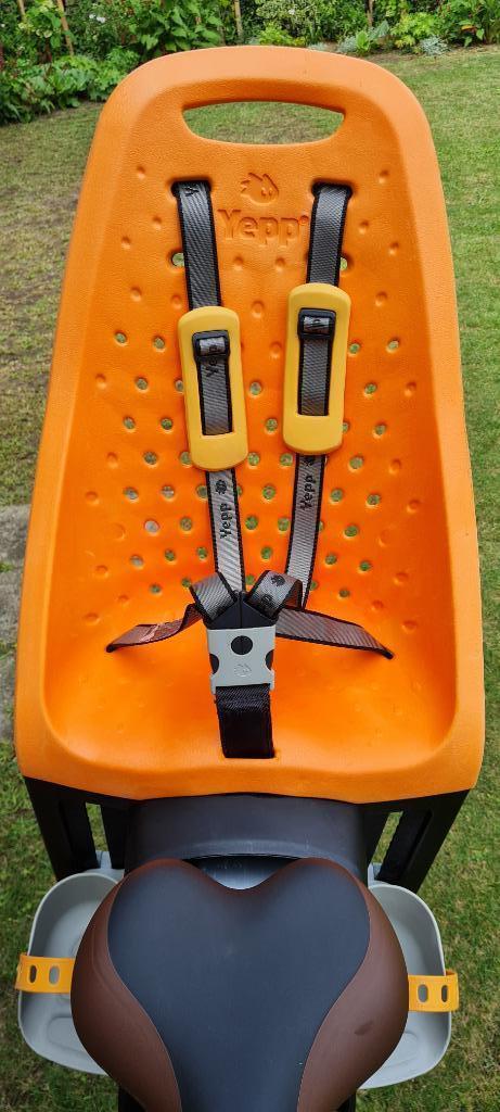 GMG Yepp Maxi kinderzitje Frame bevestiging Oranje., Fietsen en Brommers, Fietsaccessoires | Fietsstoeltjes, Gebruikt, Achterzitje