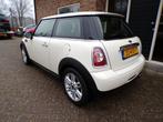 Mini Mini 1.6 Cooper Airco / Stoelverwarming, Auto's, Mini, Voorwielaandrijving, Euro 5, Stof, Gebruikt
