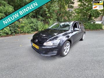 Volkswagen Golf 1.2 TSI Highline LEUKE AUTO RIJDT EN SCHAKEL beschikbaar voor biedingen