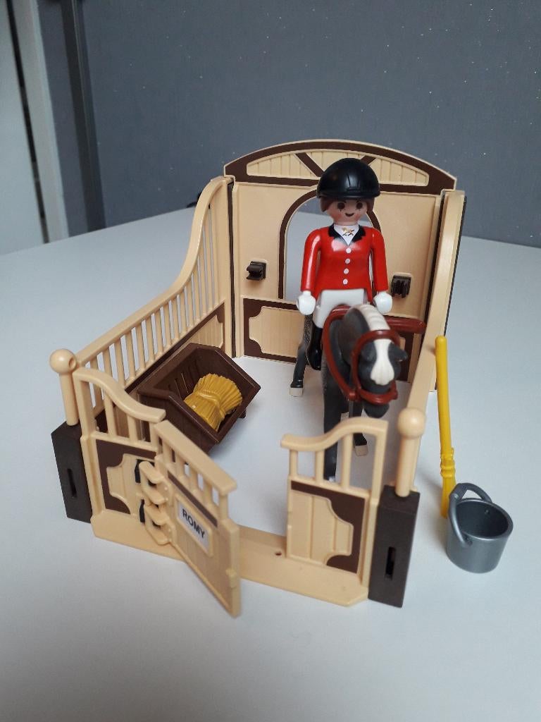 playmobil Trakehner met paardenbox / paardenstal 5110, Ophalen of Verzenden, Zo goed als nieuw, Complete set
