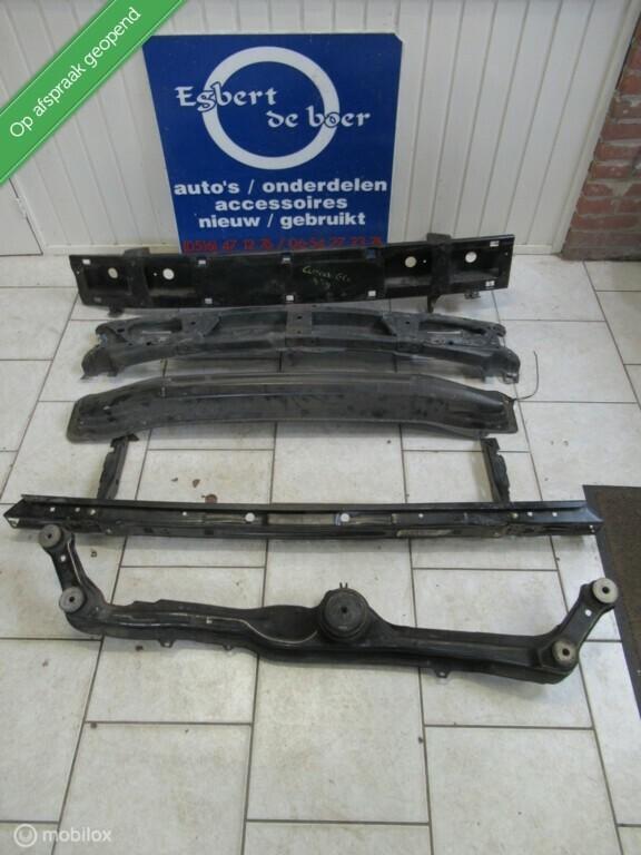 bumper balk VW Golf 3 en polo 6n etc, Auto-onderdelen, Carrosserie en Plaatwerk, Bumper, Volkswagen, Voor, Gebruikt, Ophalen of Verzenden