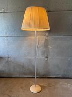 Gispen vloerlamp wit jaren 50 60 in originele vintage staat, Huis en Inrichting, Ophalen, Metaal, Gebruikt, Art deco