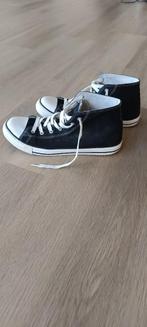 sneakers maat 44,  1keer gedragen   5 euro, Kleding | Heren, Schoenen, Zwart, Ophalen of Verzenden, Sneakers of Gympen, Zo goed als nieuw