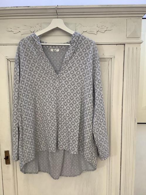 Blouse Moda, Kleding | Dames, Blouses en Tunieken, Zo goed als nieuw, Grijs, Ophalen of Verzenden