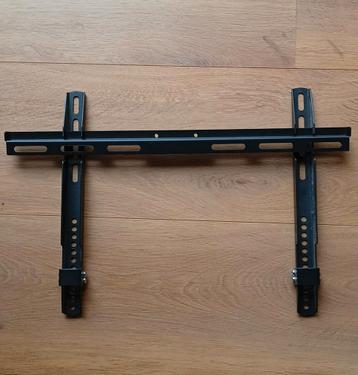 Ophang beugel tv plat op de wand. beschikbaar voor biedingen