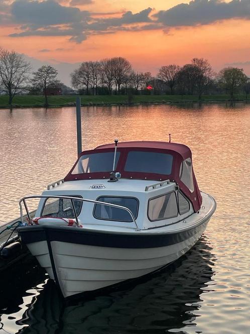 Nette boot, Albatros, Saga 20, Watersport en Boten, Sloepen, Gebruikt, Tot 10 pk, 3 tot 6 meter, Buitenboordmotor, Benzine, Polyester