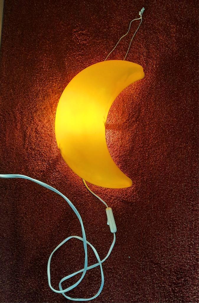 Ikea kinderkamer lamp maan, Huis en Inrichting, Lampen | Wandlampen, Zo goed als nieuw, Ophalen of Verzenden